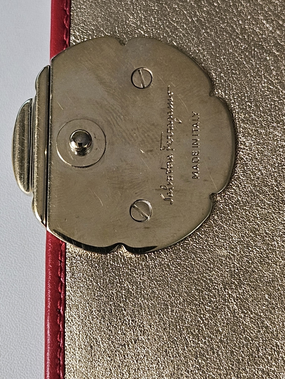 Red leather Salvatore Ferragamo continental Wallet/crossbody - Picture 6 of 10